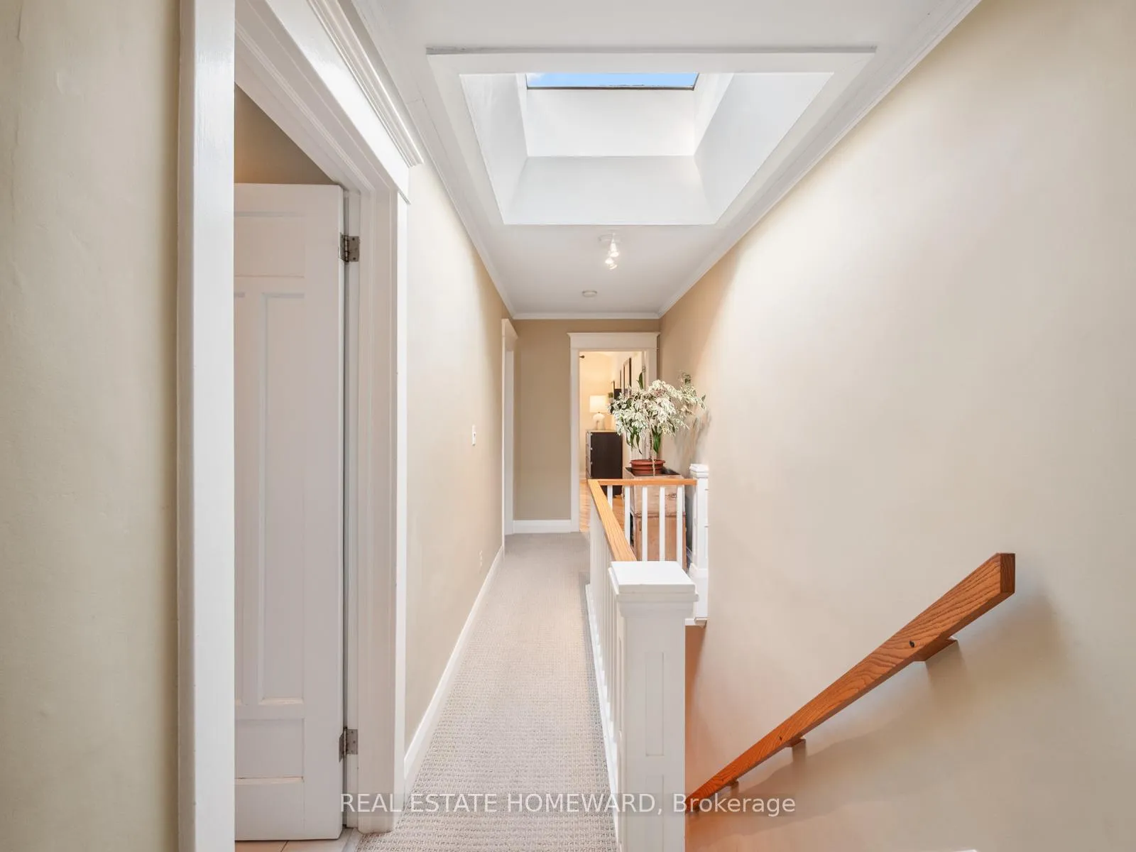 Photo 10 of 228 Bingham Avenue, Toronto, The Beaches — HOMEH