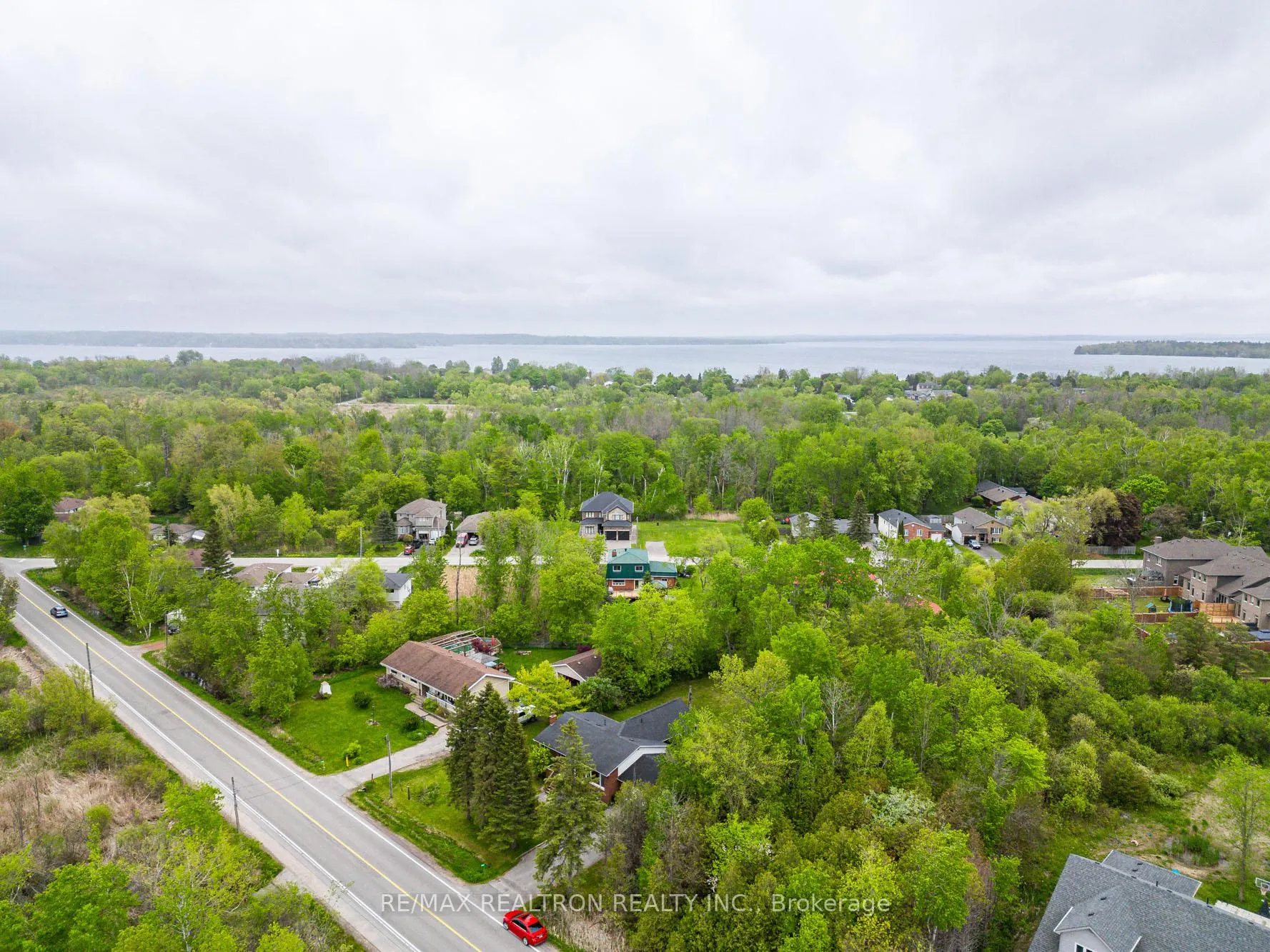 Photo 2 of 1147 Belle Aire Beach Road, Innisfil, Rural Innisfil — HOMEH