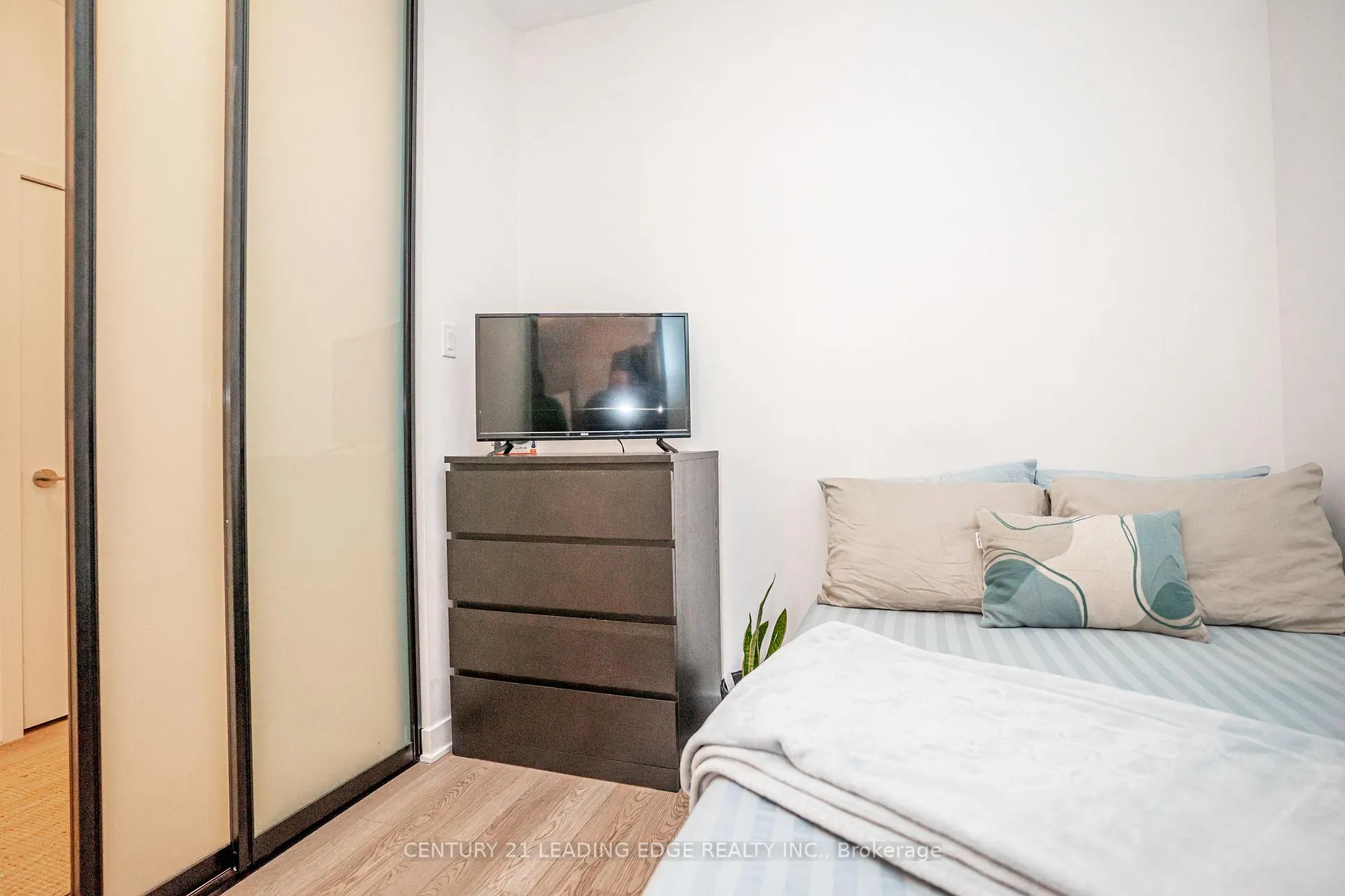 Photo 26 of Unit 212, 55 Clarington Boulevard, Clarington, Bowmanville — HOMEH