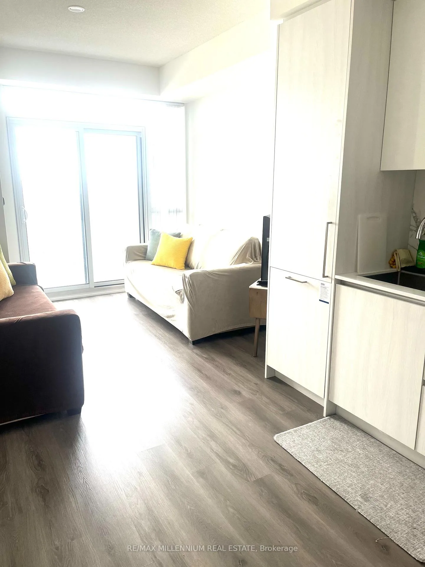 Photo 6 of Unit 4110, 225 Commerce Street, Vaughan, Vaughan Corporate Centre — HOMEH