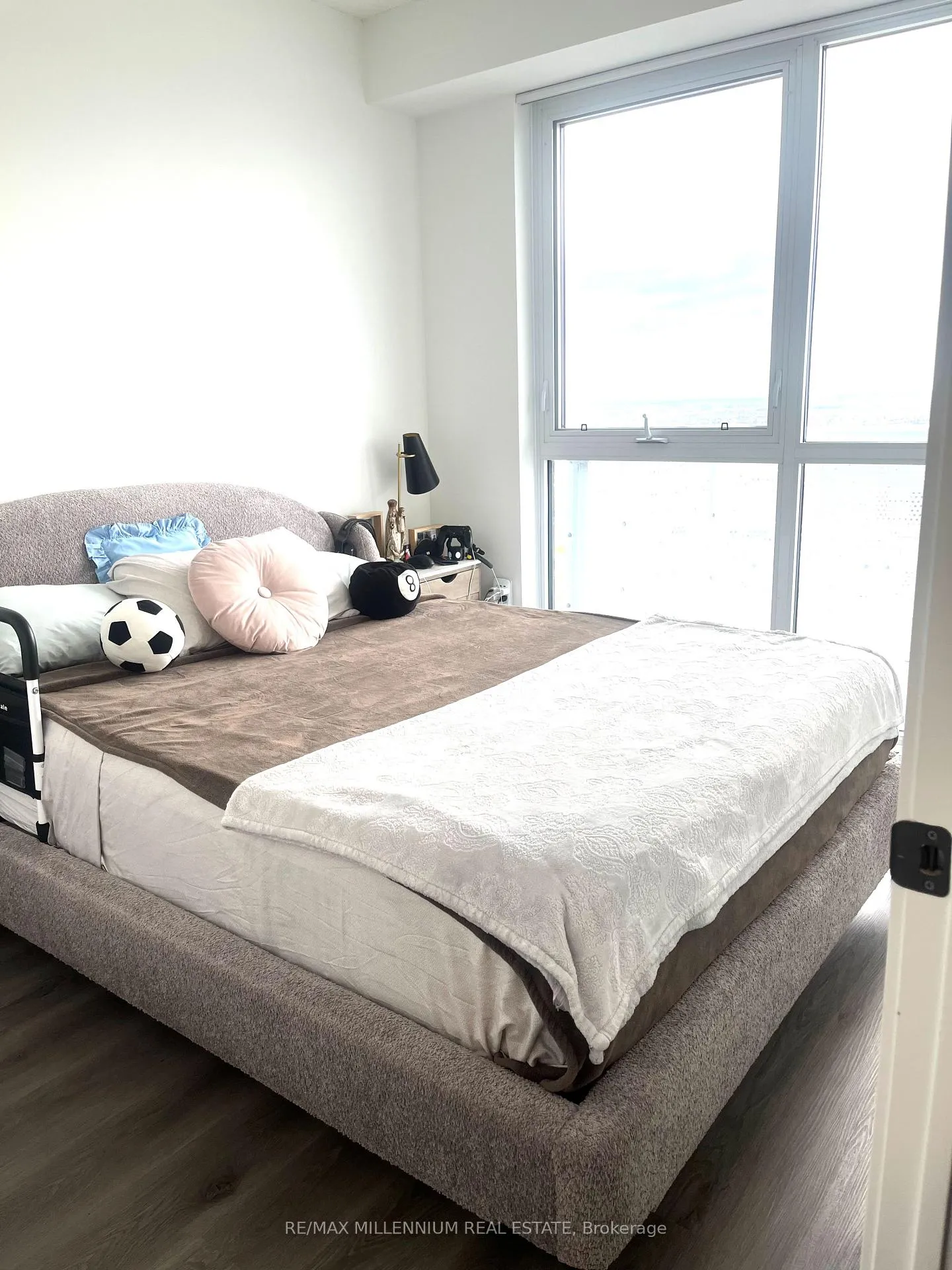 Photo 19 of Unit 4110, 225 Commerce Street, Vaughan, Vaughan Corporate Centre — HOMEH