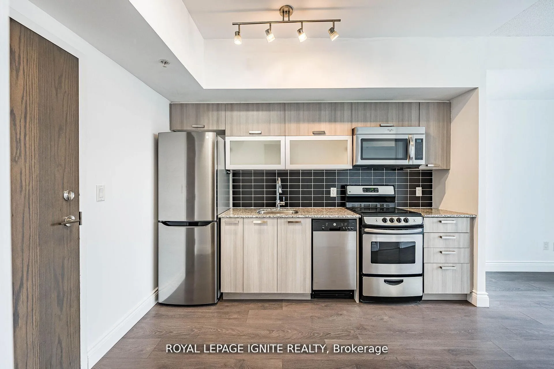 Photo 8 of Unit 635, 68 Abell Street, Toronto, Little Portugal — HOMEH
