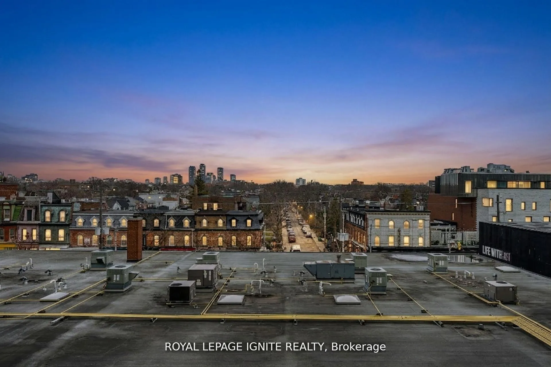 Photo 30 of Unit 635, 68 Abell Street, Toronto, Little Portugal — HOMEH
