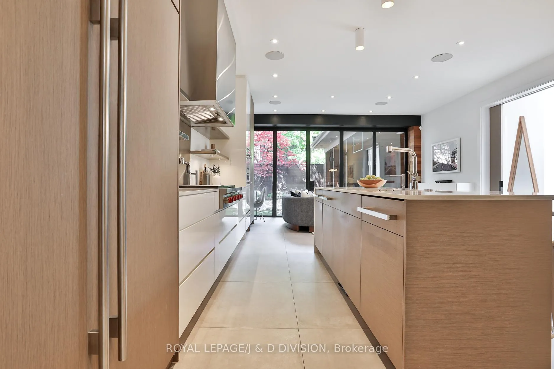 Photo 9 of 426 Ontario Street, Toronto, Moss Park — HOMEH