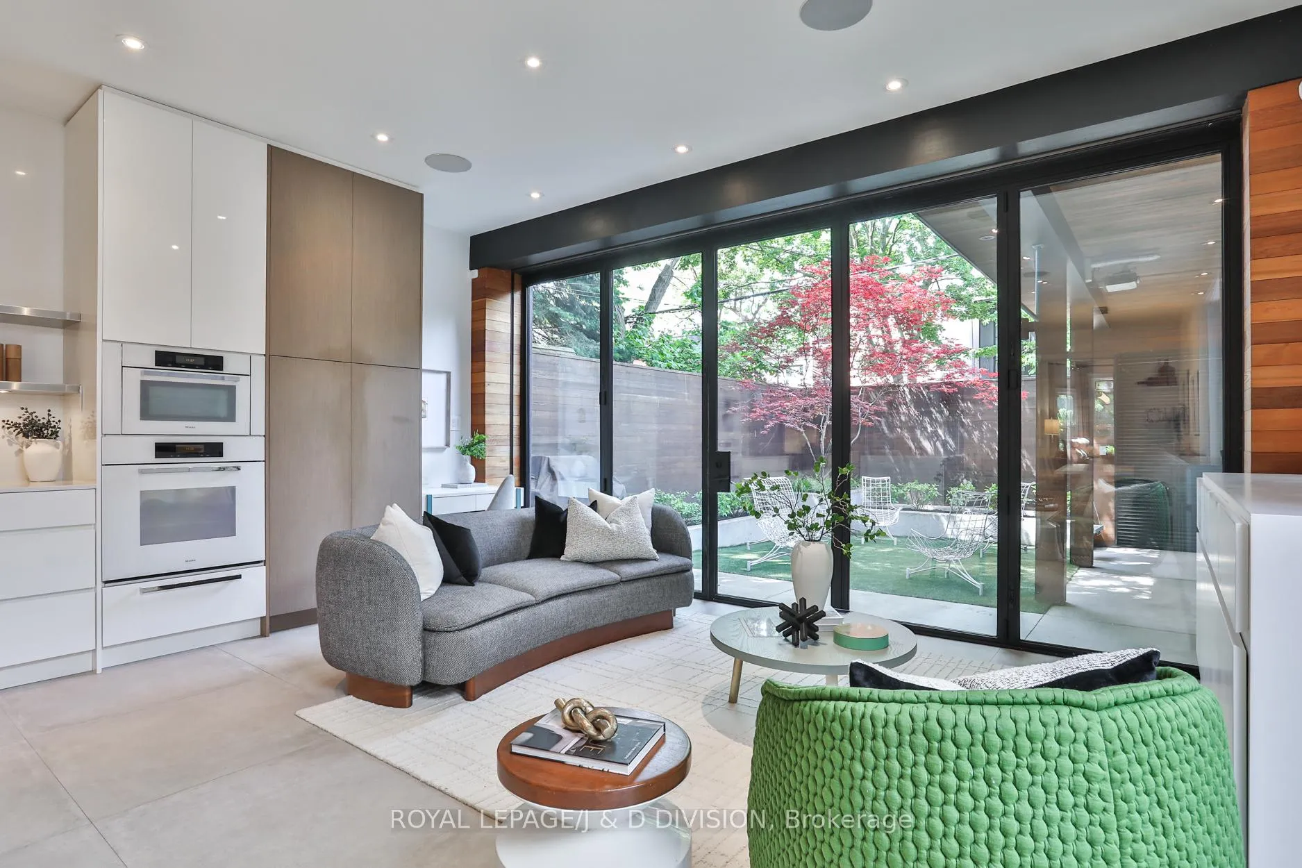 Photo 15 of 426 Ontario Street, Toronto, Moss Park — HOMEH