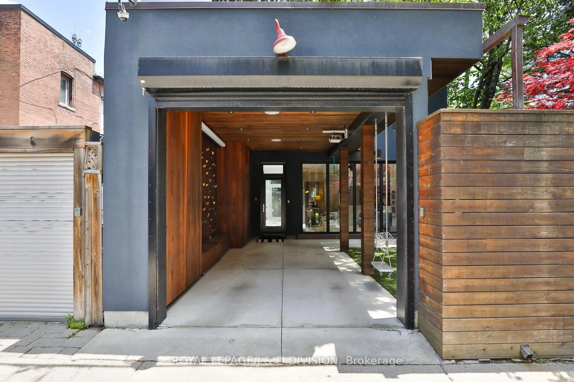 Photo 37 of 426 Ontario Street, Toronto, Moss Park — HOMEH