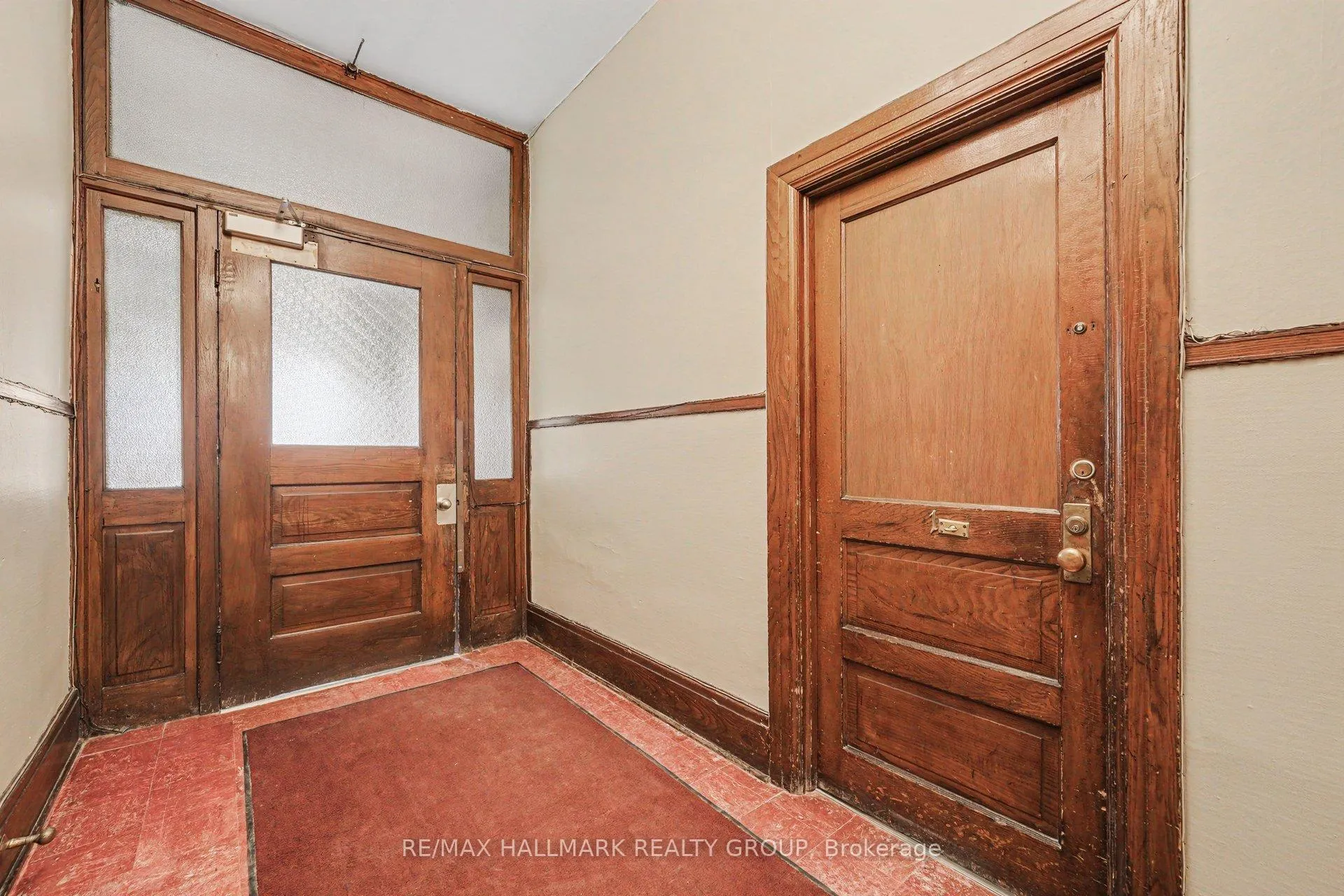 Photo 3 of Unit 1, 413 Elgin Street, Ottawa, Ottawa Centre/Golden Triangle — HOMEH
