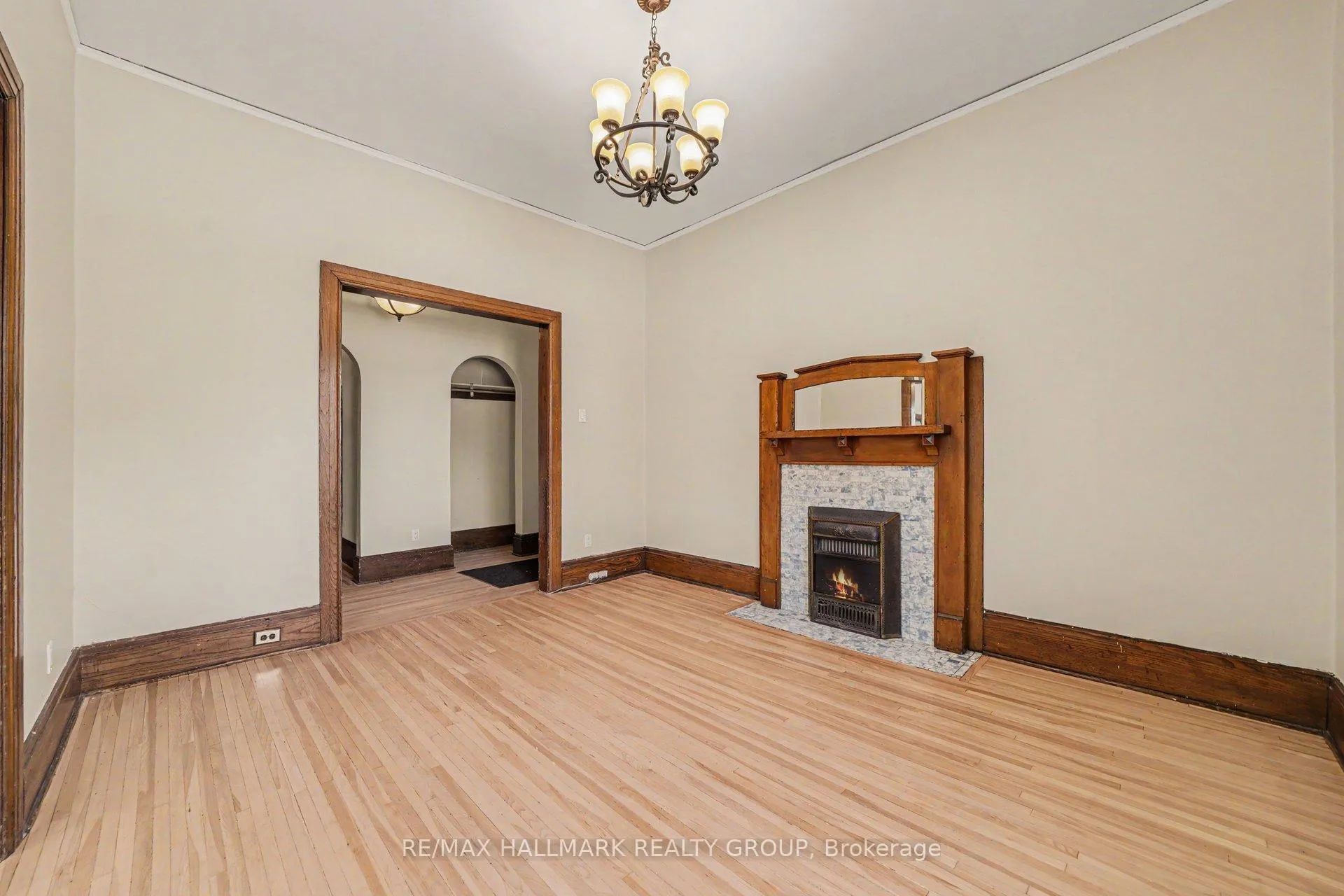 Photo 8 of Unit 1, 413 Elgin Street, Ottawa, Ottawa Centre/Golden Triangle — HOMEH