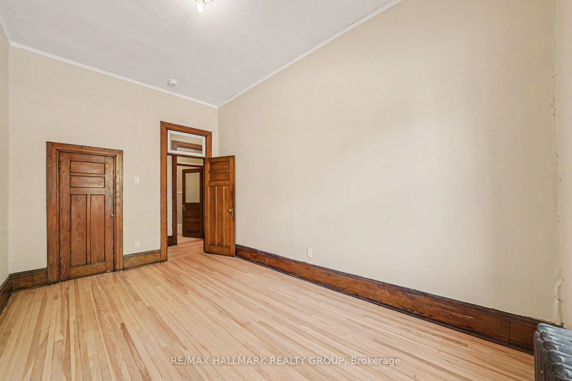 Photo 17 of Unit 1, 413 Elgin Street, Ottawa, Ottawa Centre/Golden Triangle — HOMEH