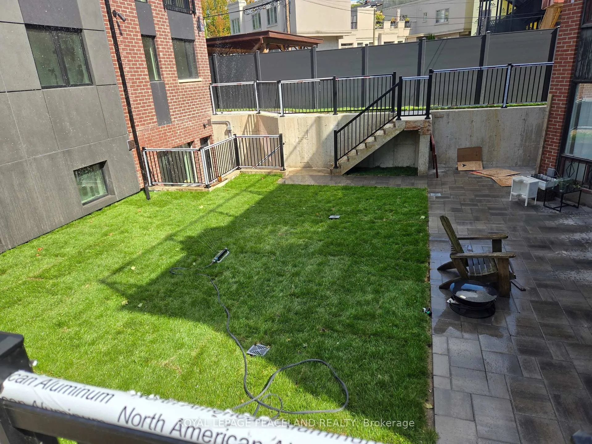 Photo 7 of Unit Laneway Hse Lwr, 558 Spadina Crescent, Toronto, University — HOMEH