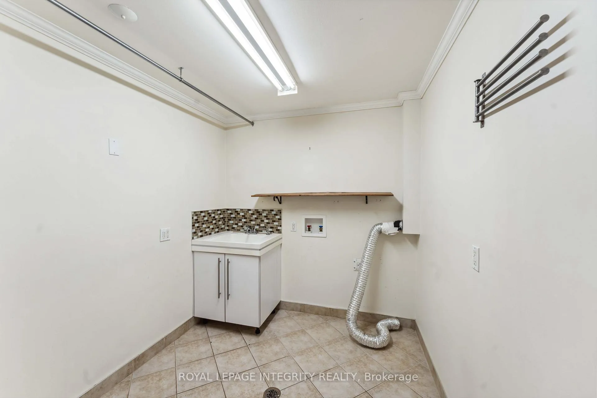 Photo 14 of 4670 Fallowfield Road, Ottawa, South of Fallowfield Road — HOMEH