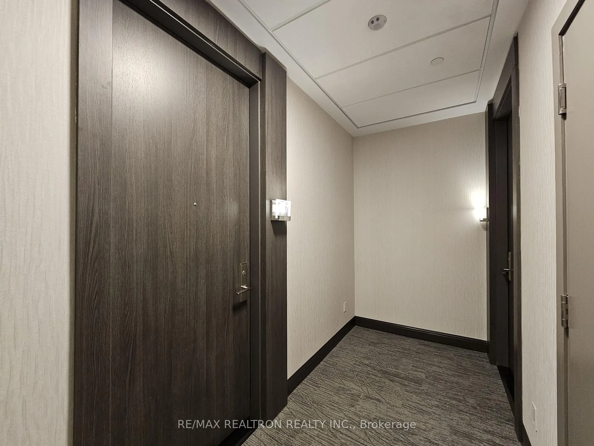 Photo 26 of Unit 907, 15 Water Walk Drive, Markham, Unionville — HOMEH