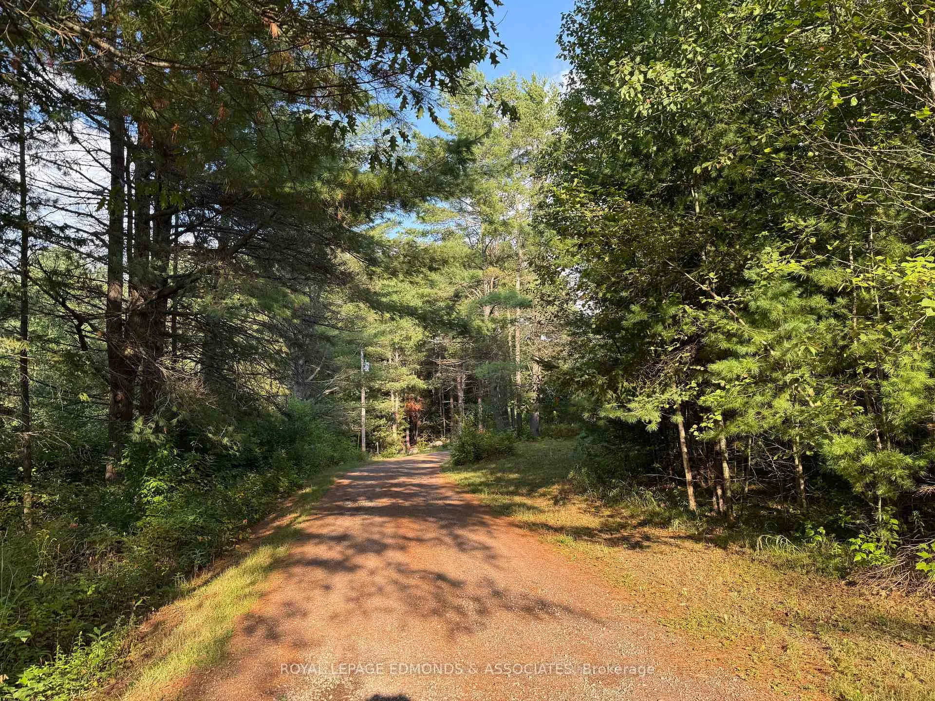 Photo 6 of 27 Stencells Road, Laurentian Valley — HOMEH