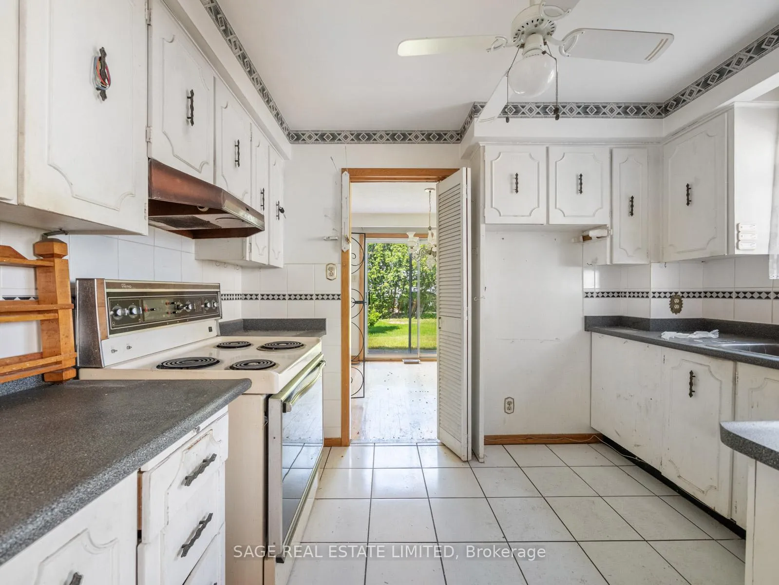 Photo 6 of 2 Johnson Street, Markham, Thornhill — HOMEH