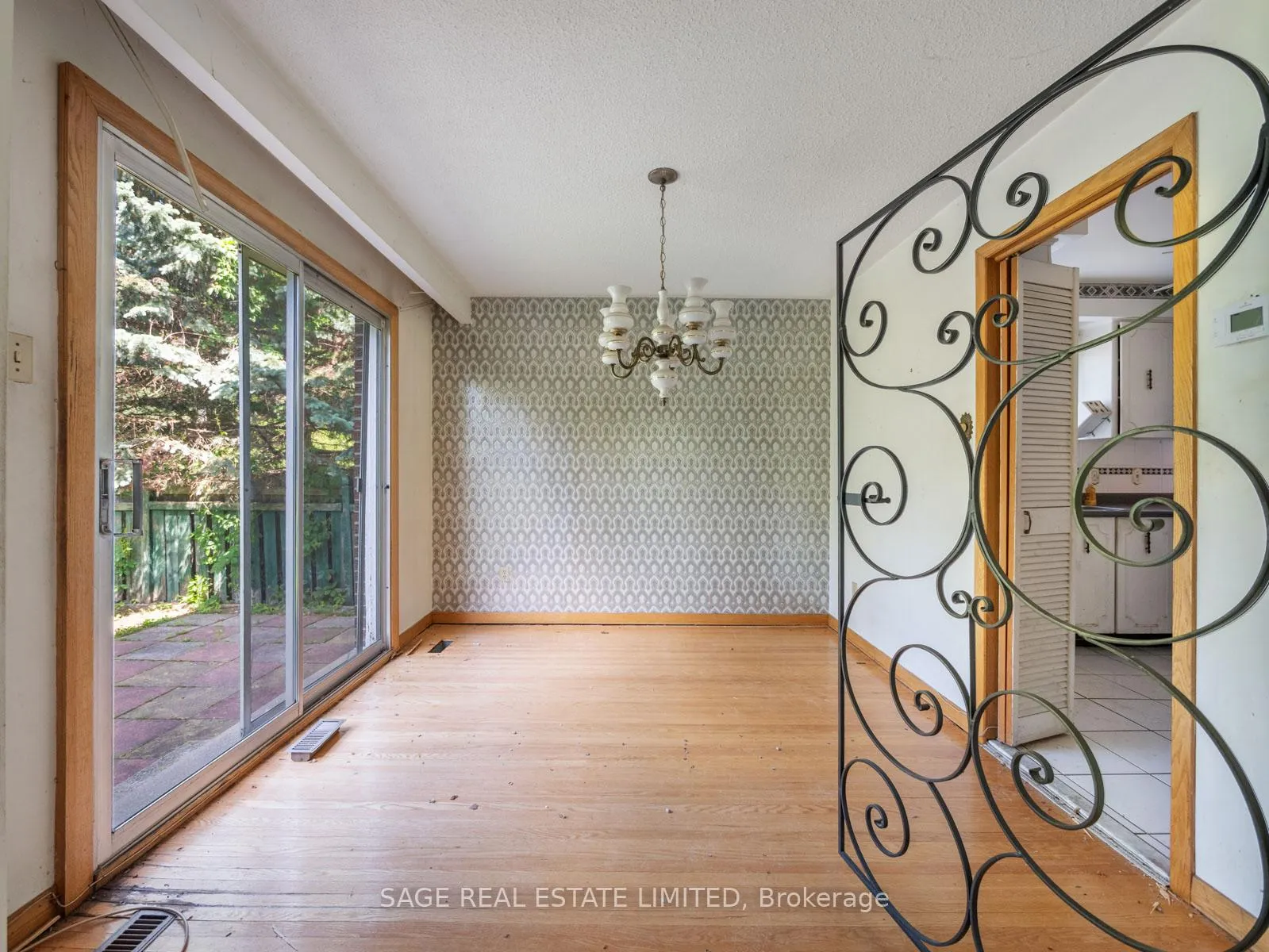 Photo 12 of 2 Johnson Street, Markham, Thornhill — HOMEH