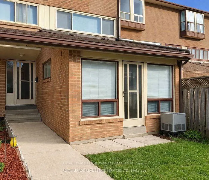 Photo 3 of Unit 150, 254 John Garland Boulevard, Etobicoke, West Humber-Clairville — HOMEH