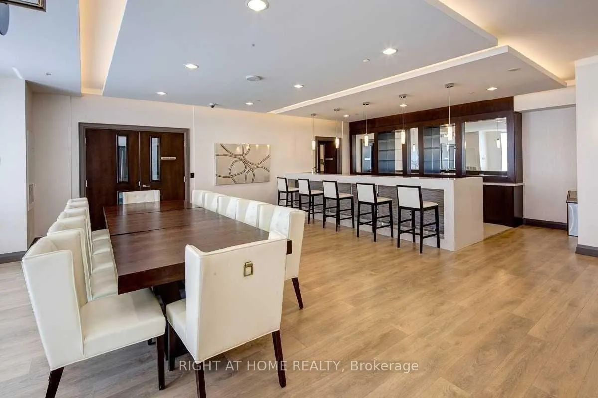 Photo 24 of Unit 705, 7165 Yonge Street, Markham, Grandview — HOMEH