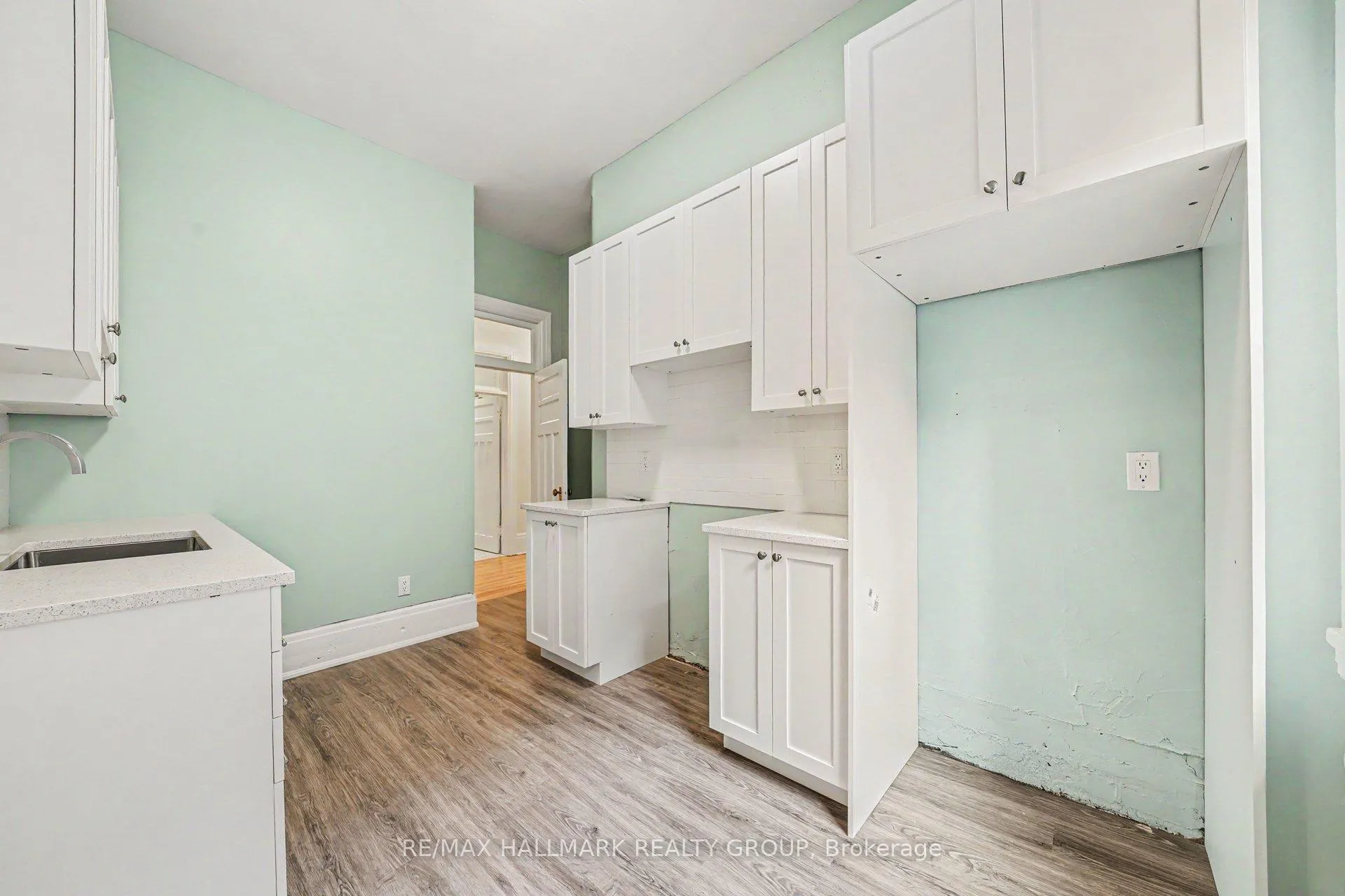 Photo 18 of Unit 4, 413 Elgin Street, Ottawa, Ottawa Centre/Golden Triangle — HOMEH