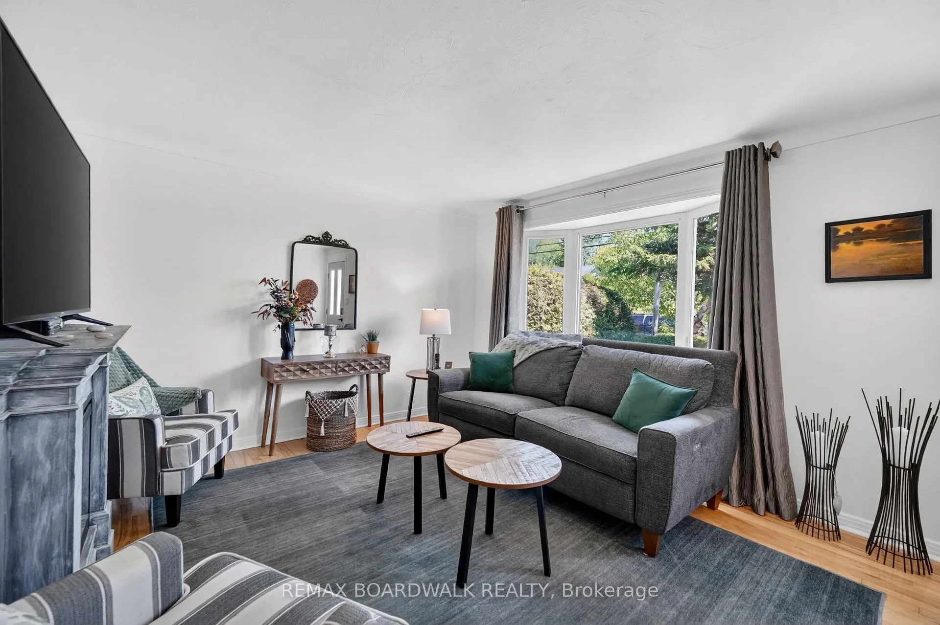 Photo 5 of 2548 Mer Bleue Road, Ottawa, Mer Bleue/Bradley Estates/Anderson Park — HOMEH