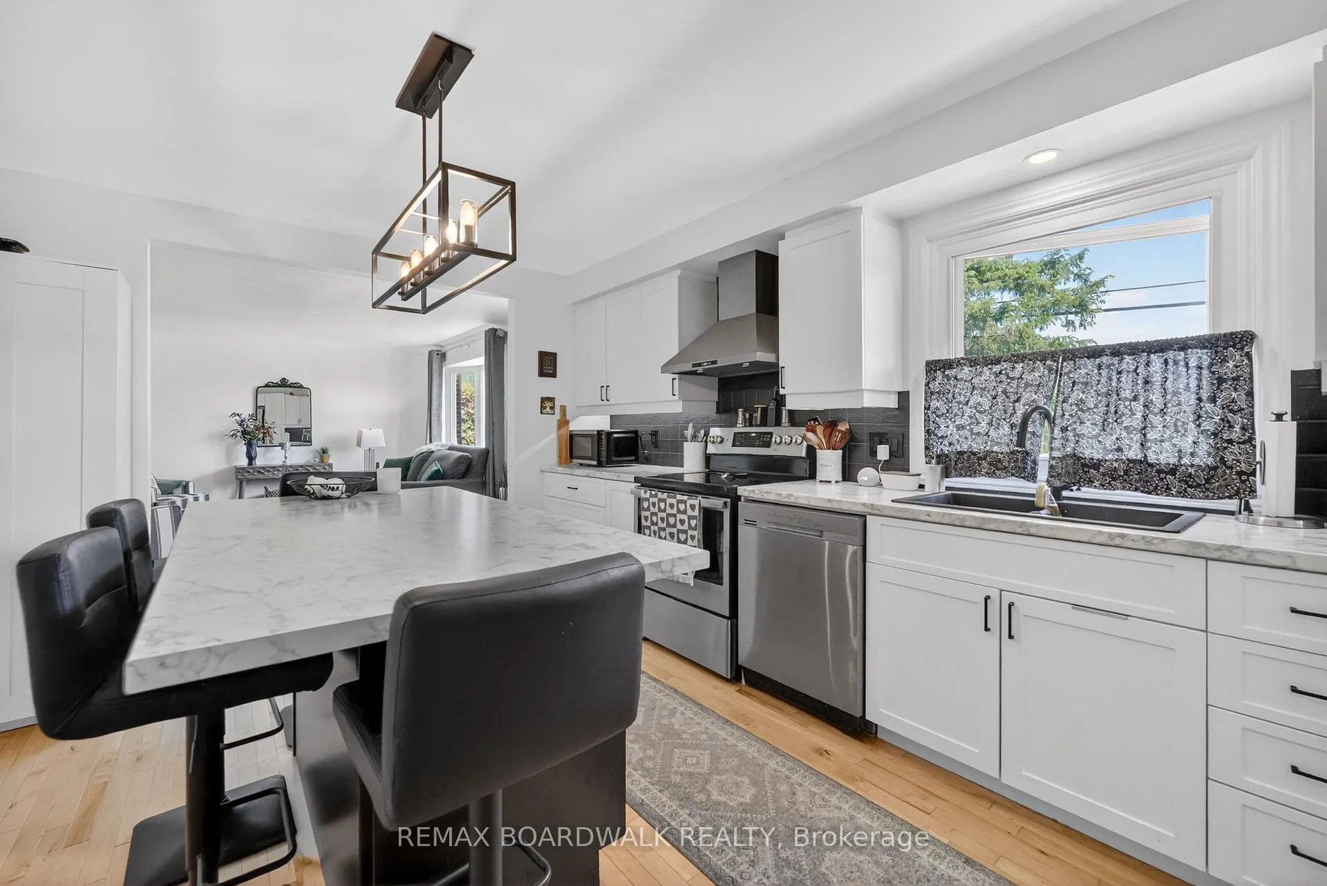 Photo 9 of 2548 Mer Bleue Road, Ottawa, Mer Bleue/Bradley Estates/Anderson Park — HOMEH
