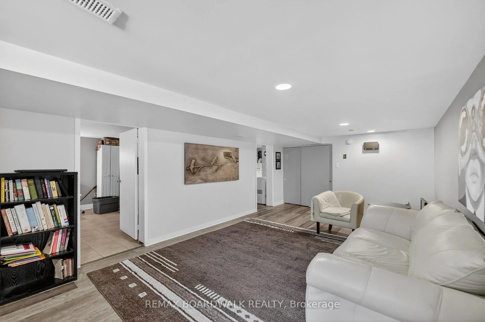 Photo 20 of 2548 Mer Bleue Road, Ottawa, Mer Bleue/Bradley Estates/Anderson Park — HOMEH