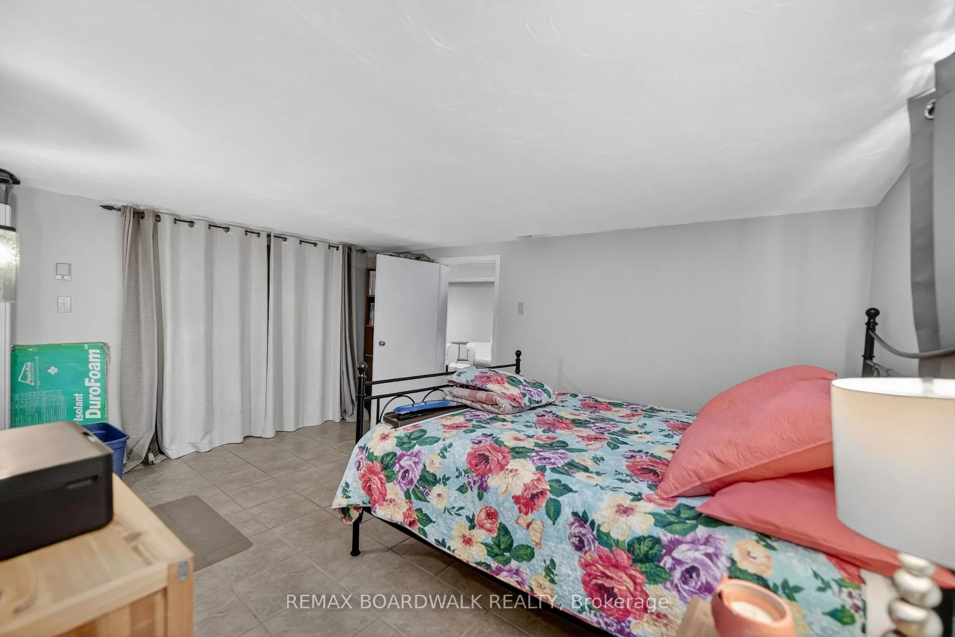 Photo 23 of 2548 Mer Bleue Road, Ottawa, Mer Bleue/Bradley Estates/Anderson Park — HOMEH