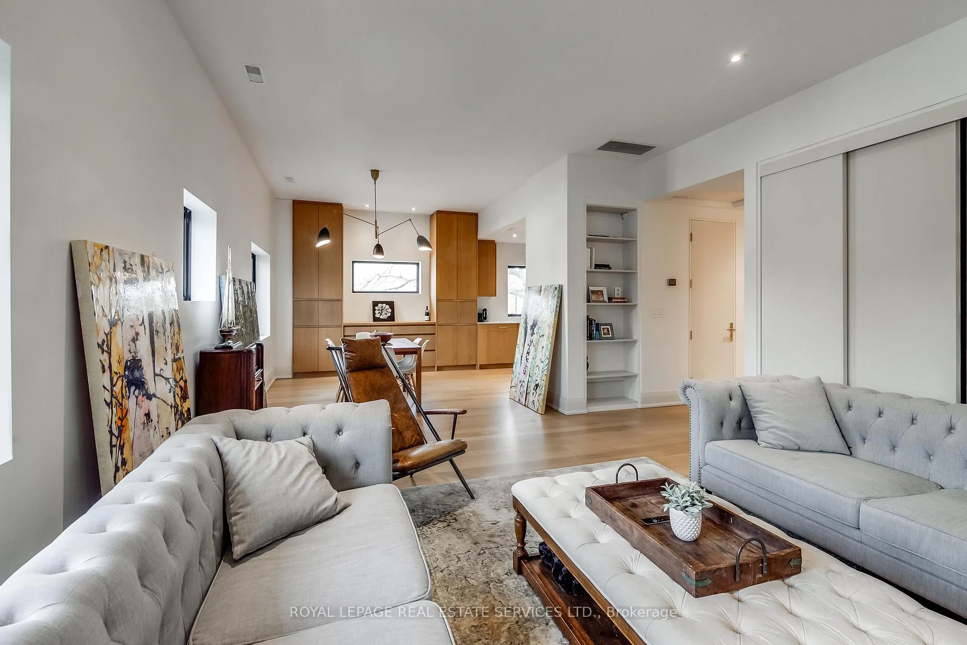 Photo 4 of Unit Upper, 128 Hudson Drive, Toronto, Rosedale-Moore Park — HOMEH