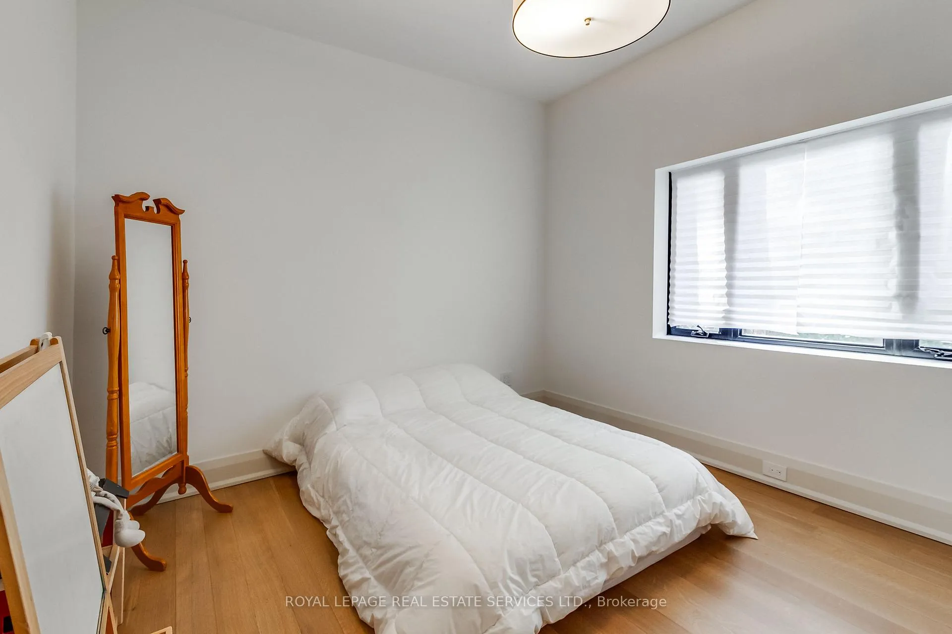 Photo 15 of Unit Upper, 128 Hudson Drive, Toronto, Rosedale-Moore Park — HOMEH