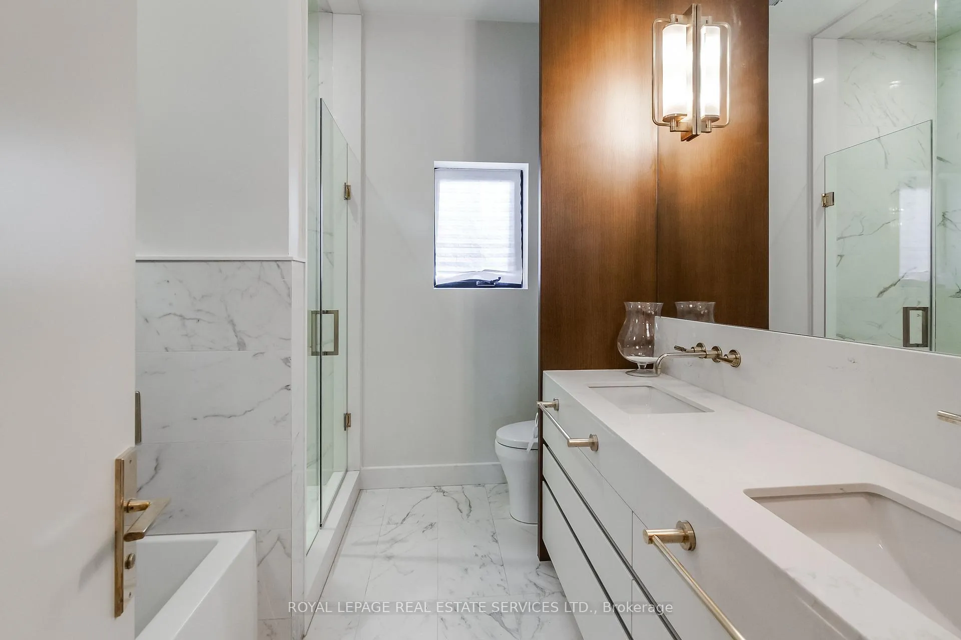 Photo 16 of Unit Upper, 128 Hudson Drive, Toronto, Rosedale-Moore Park — HOMEH