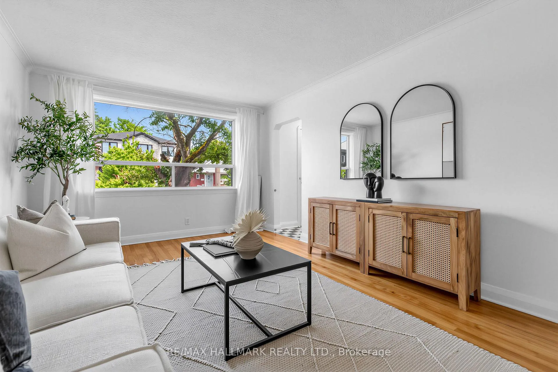 Photo 3 of 55 Joanith Drive, Toronto, O'Connor-Parkview — HOMEH