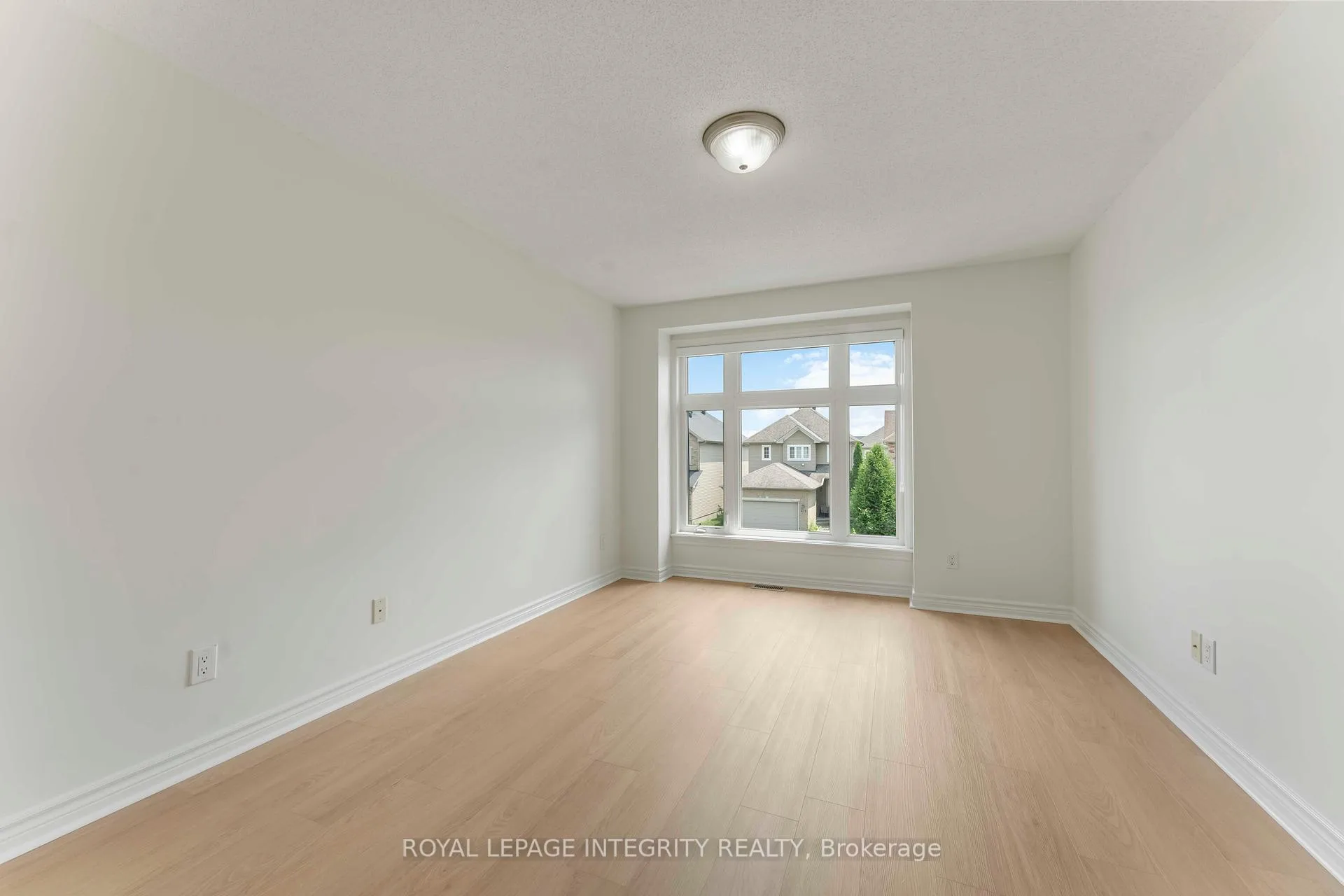 Photo 13 of 424 Cooks Mill Crescent, Ottawa, Riverside South — HOMEH