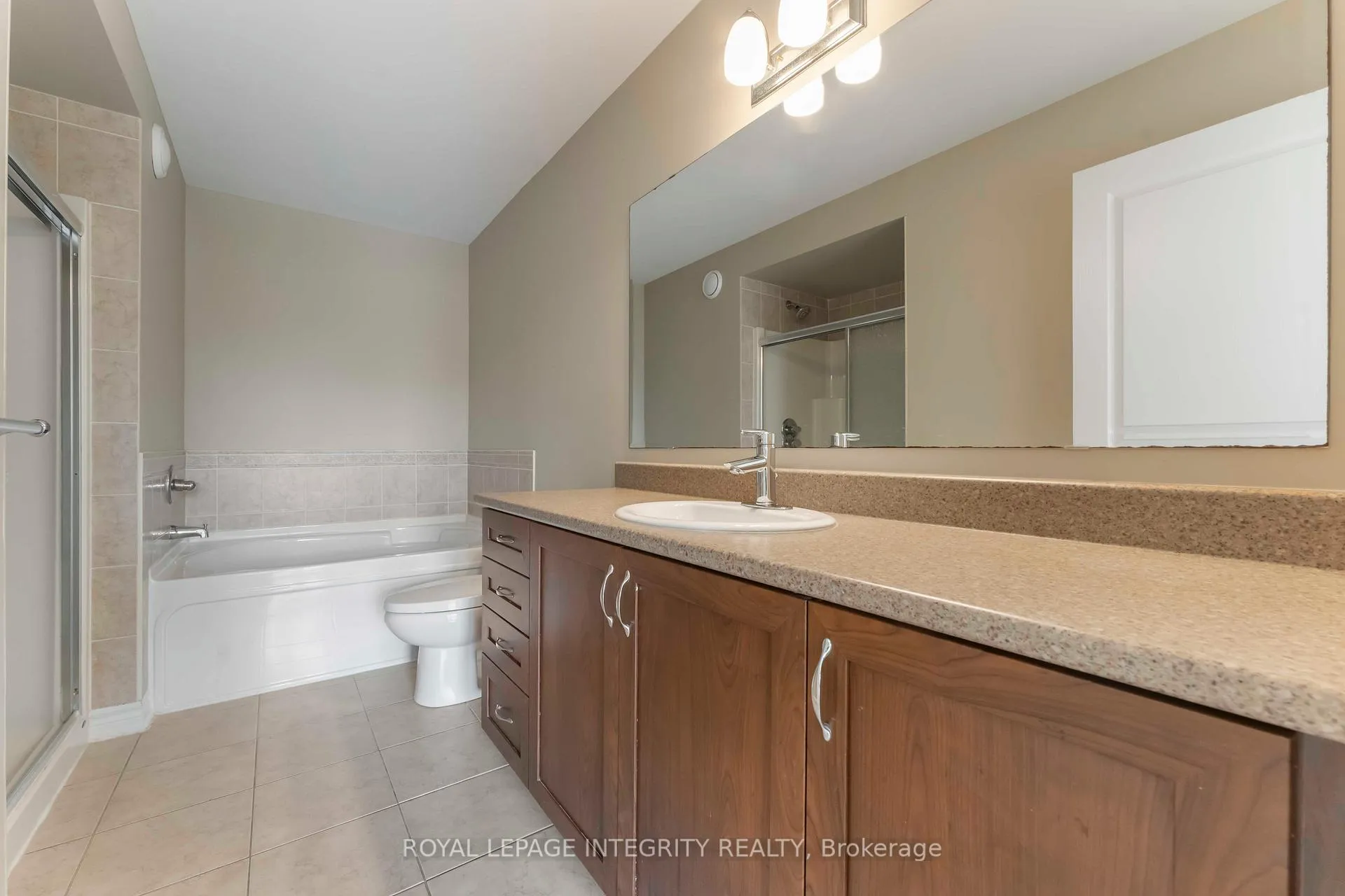 Photo 16 of 424 Cooks Mill Crescent, Ottawa, Riverside South — HOMEH