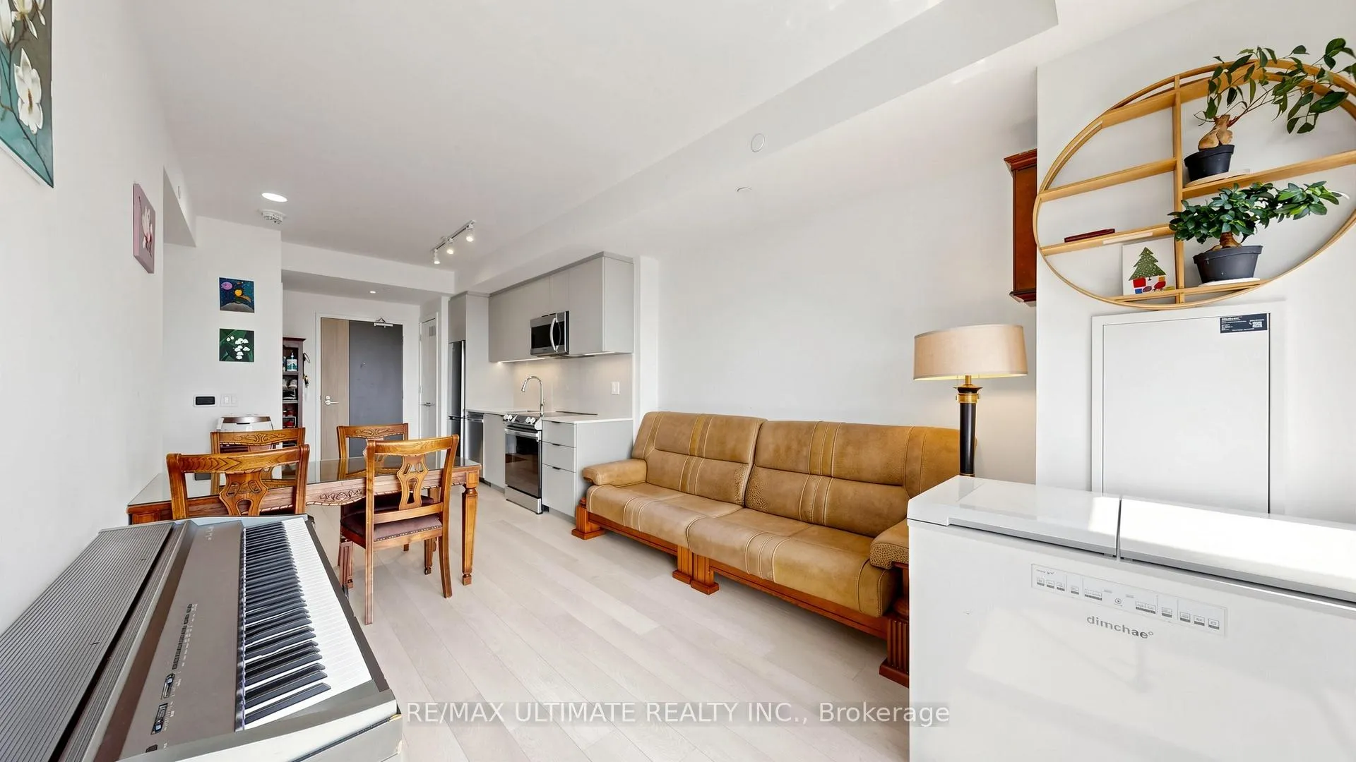 Photo 3 of Unit 1311, 50 Power Street, Toronto, Moss Park — HOMEH