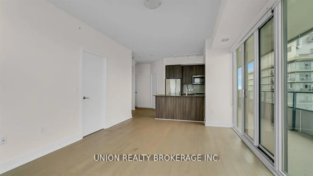 Photo 9 of Unit 3907, 20 Shore Breeze Drive, Etobicoke, Mimico — HOMEH