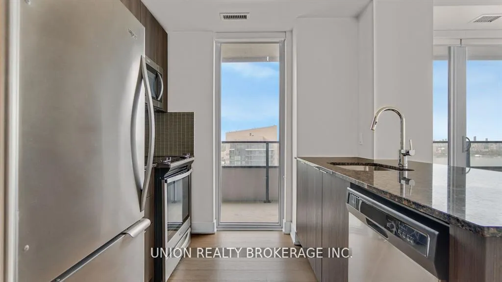Photo 13 of Unit 3907, 20 Shore Breeze Drive, Etobicoke, Mimico — HOMEH