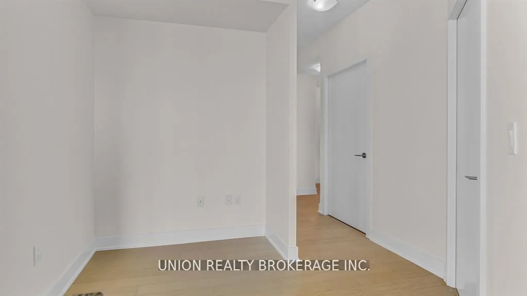 Photo 14 of Unit 3907, 20 Shore Breeze Drive, Etobicoke, Mimico — HOMEH