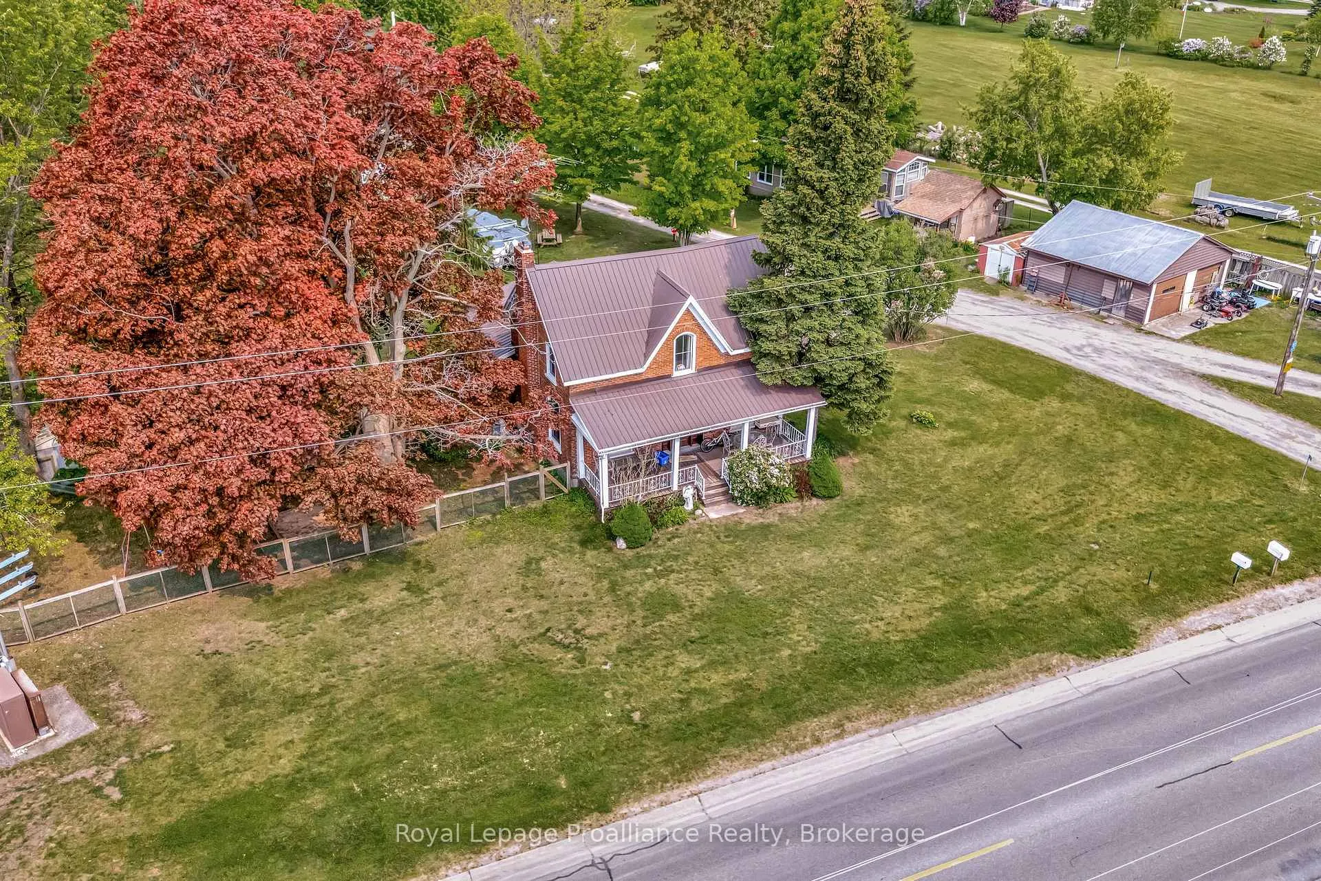 Photo 21 of 1818 County 12 Road, Prince Edward County, Picton Ward — HOMEH