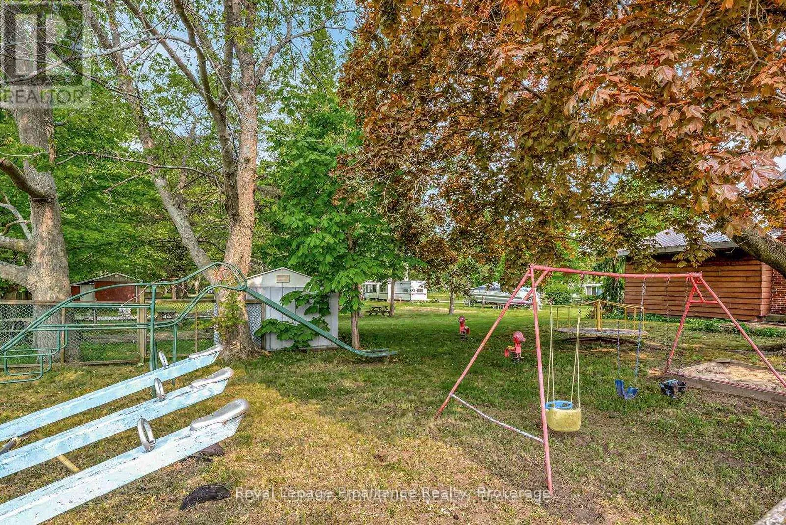 Photo 29 of 1818 County 12 Road, Prince Edward County, Picton Ward — HOMEH
