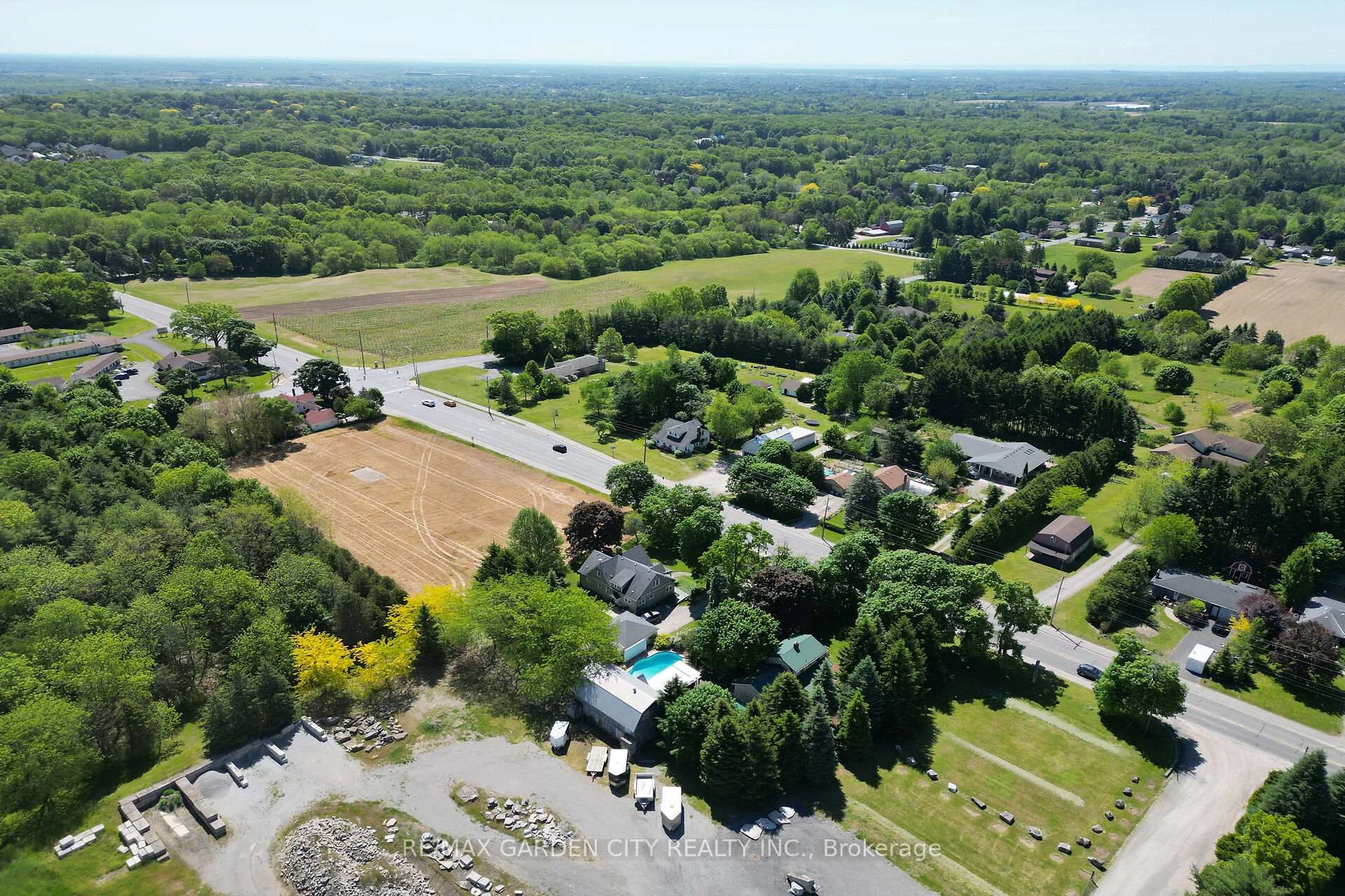 Photo 31 of 323 Hwy 20 Road, Pelham, North Pelham — HOMEH