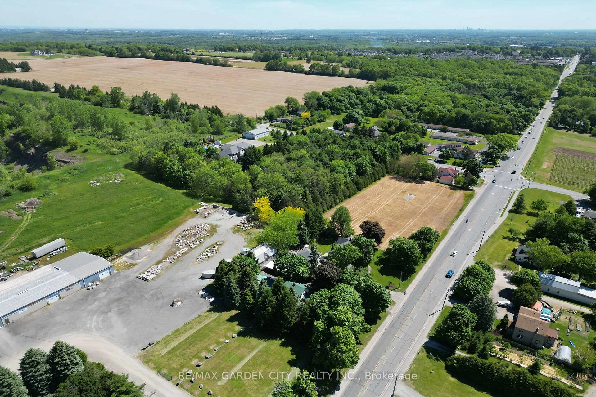 Photo 33 of 323 Hwy 20 Road, Pelham, North Pelham — HOMEH