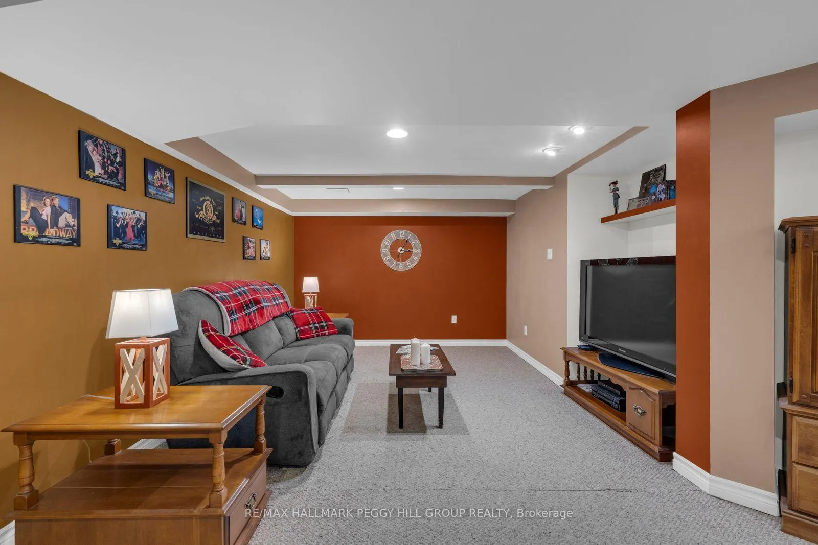 Photo 12 of 101 Downing Crescent, Barrie, Holly — HOMEH