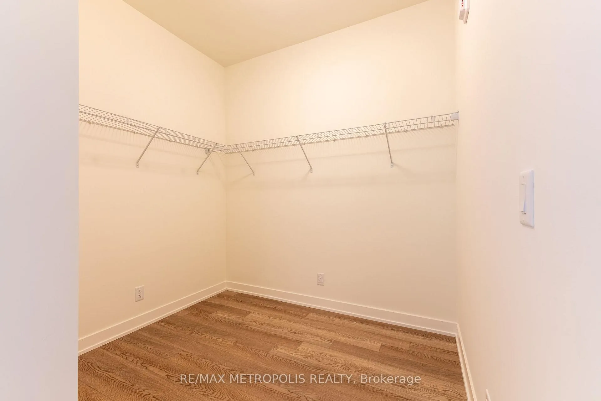 Photo 12 of Unit 1109, 51 Clarington Boulevard, Clarington, Bowmanville — HOMEH