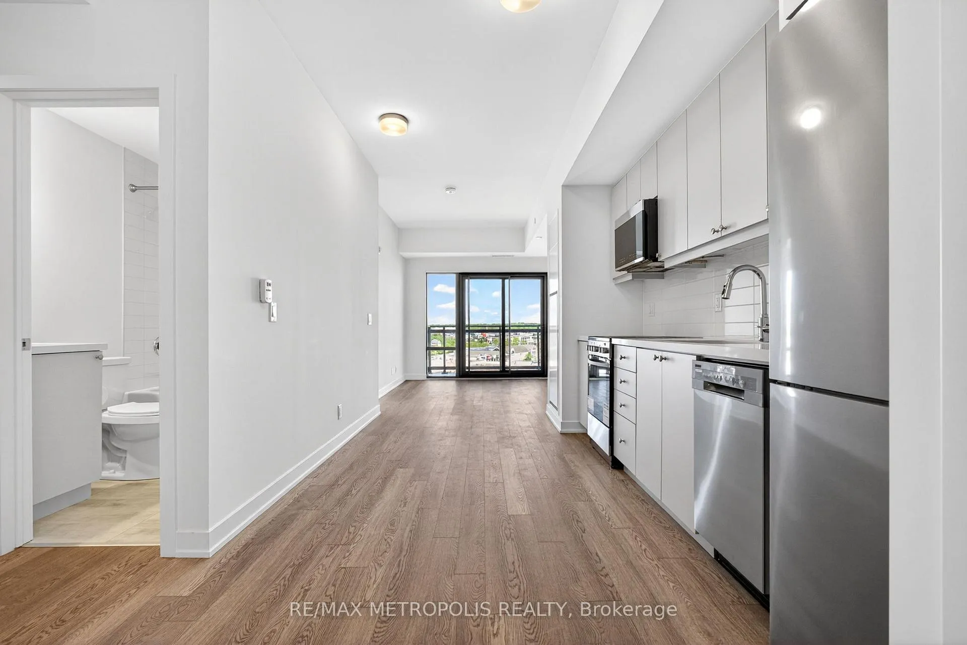 Photo 14 of Unit 1109, 51 Clarington Boulevard, Clarington, Bowmanville — HOMEH
