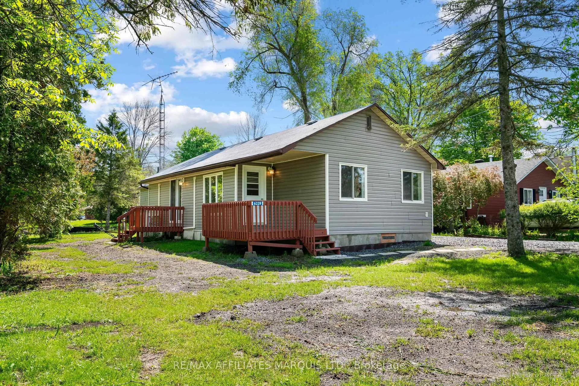 Photo 1 of 6229 67th Avenue, South Glengarry, South Glengarry (Lancaster) Twp — HOMEH