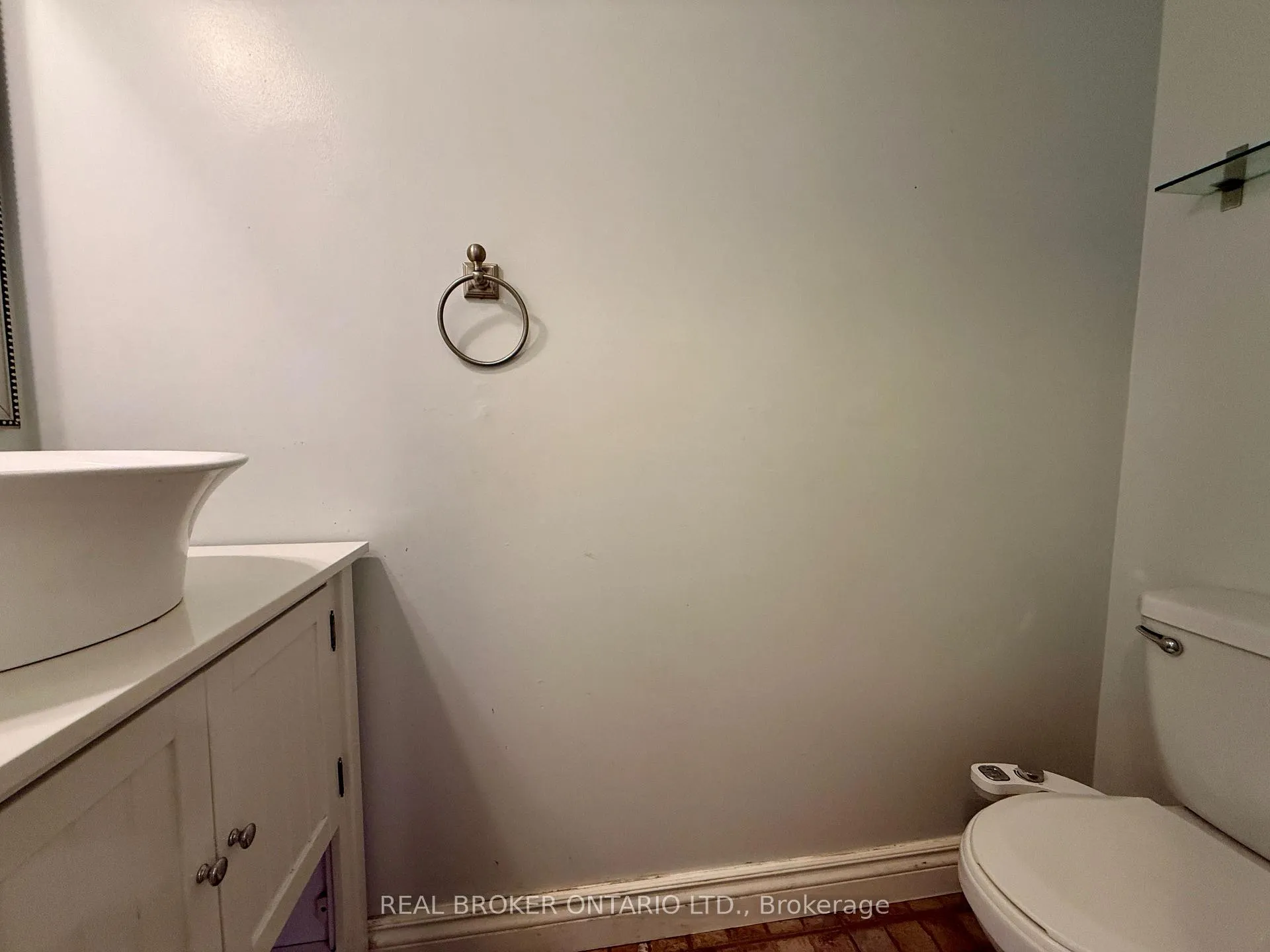 Photo 11 of 93 Melanie Crescent, Ottawa, Kanata - Glencairn/Hazeldean — HOMEH