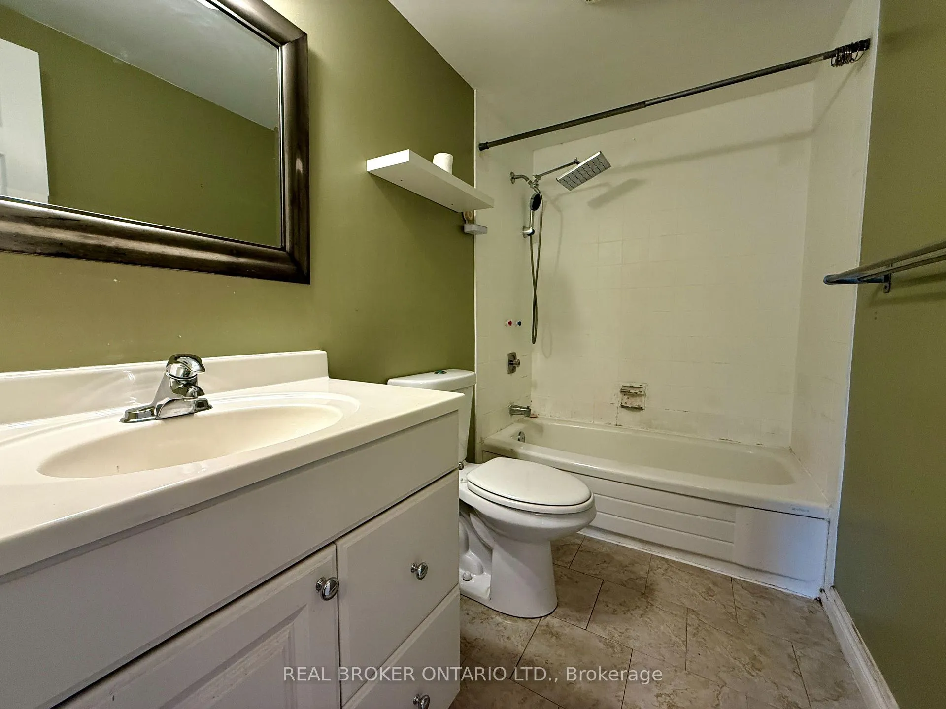 Photo 25 of 93 Melanie Crescent, Ottawa, Kanata - Glencairn/Hazeldean — HOMEH