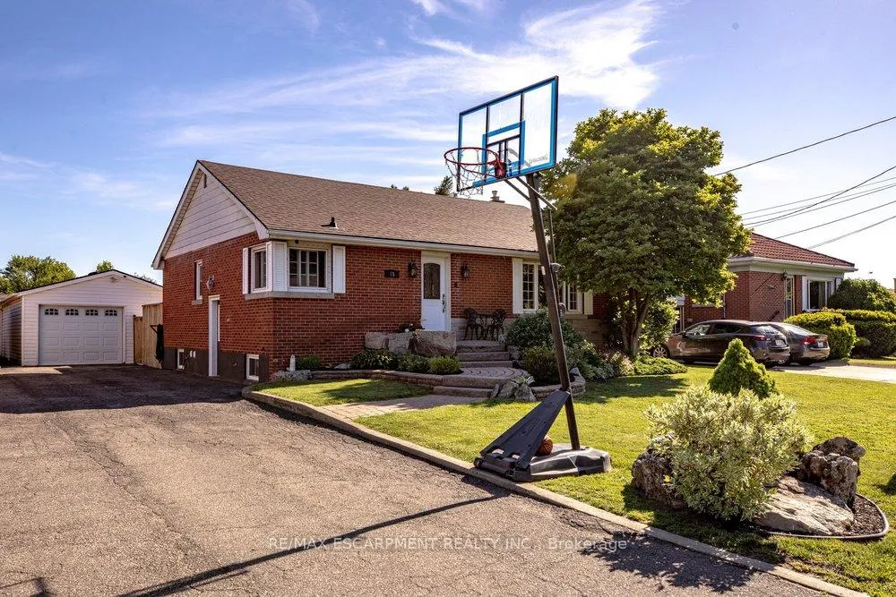 Front of 15 Faircourt Drive