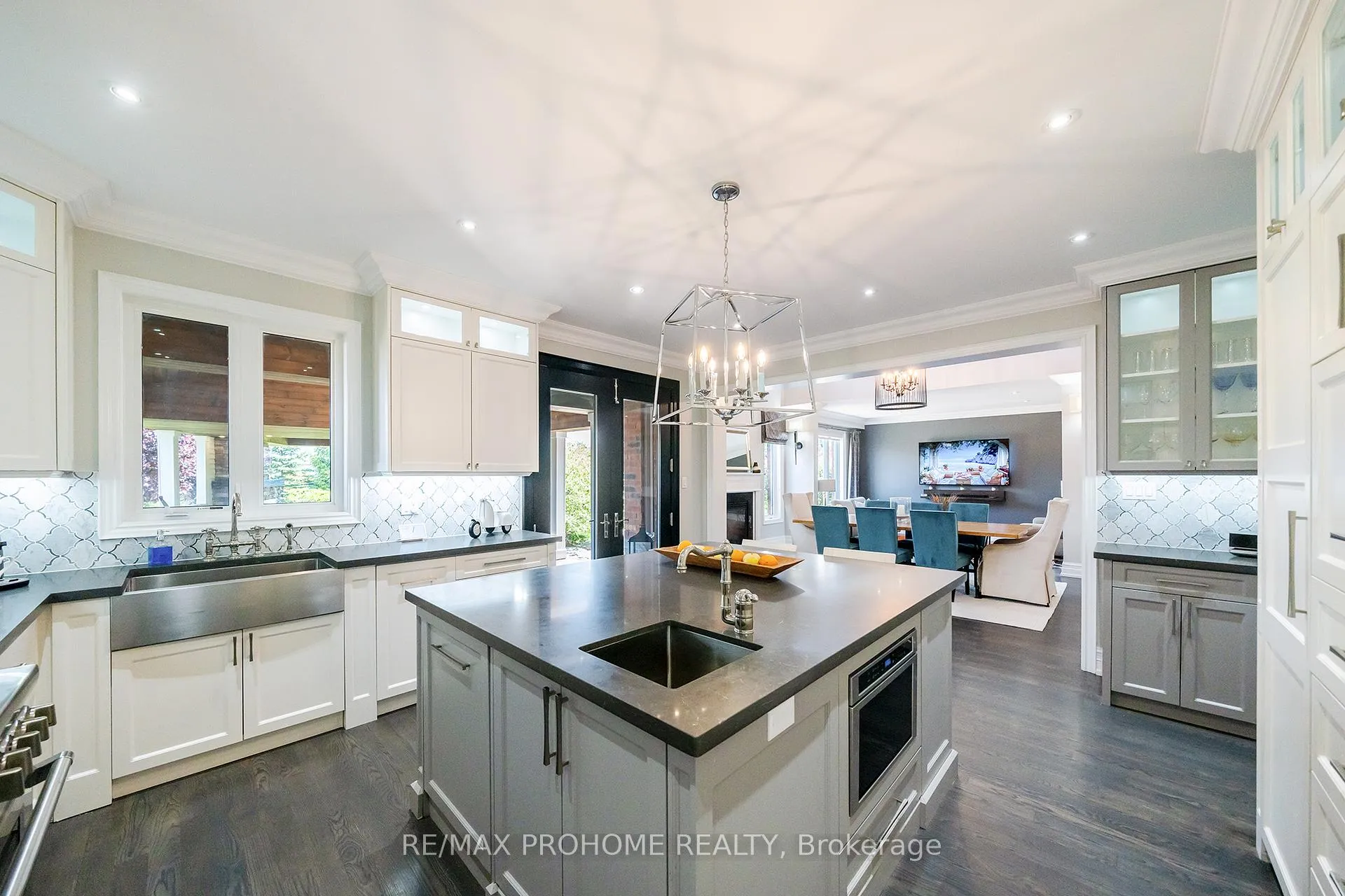 Photo 11 of 17 Fountainview Lane, Uxbridge, Rural Uxbridge — HOMEH