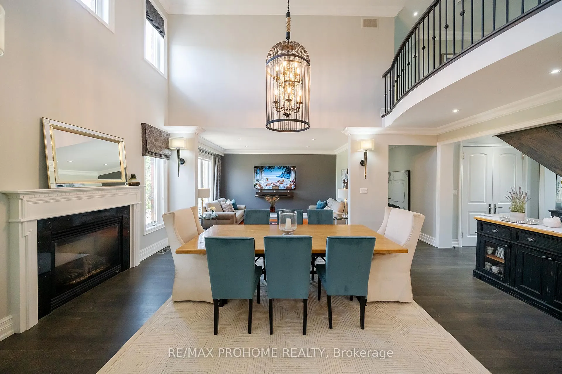 Photo 12 of 17 Fountainview Lane, Uxbridge, Rural Uxbridge — HOMEH