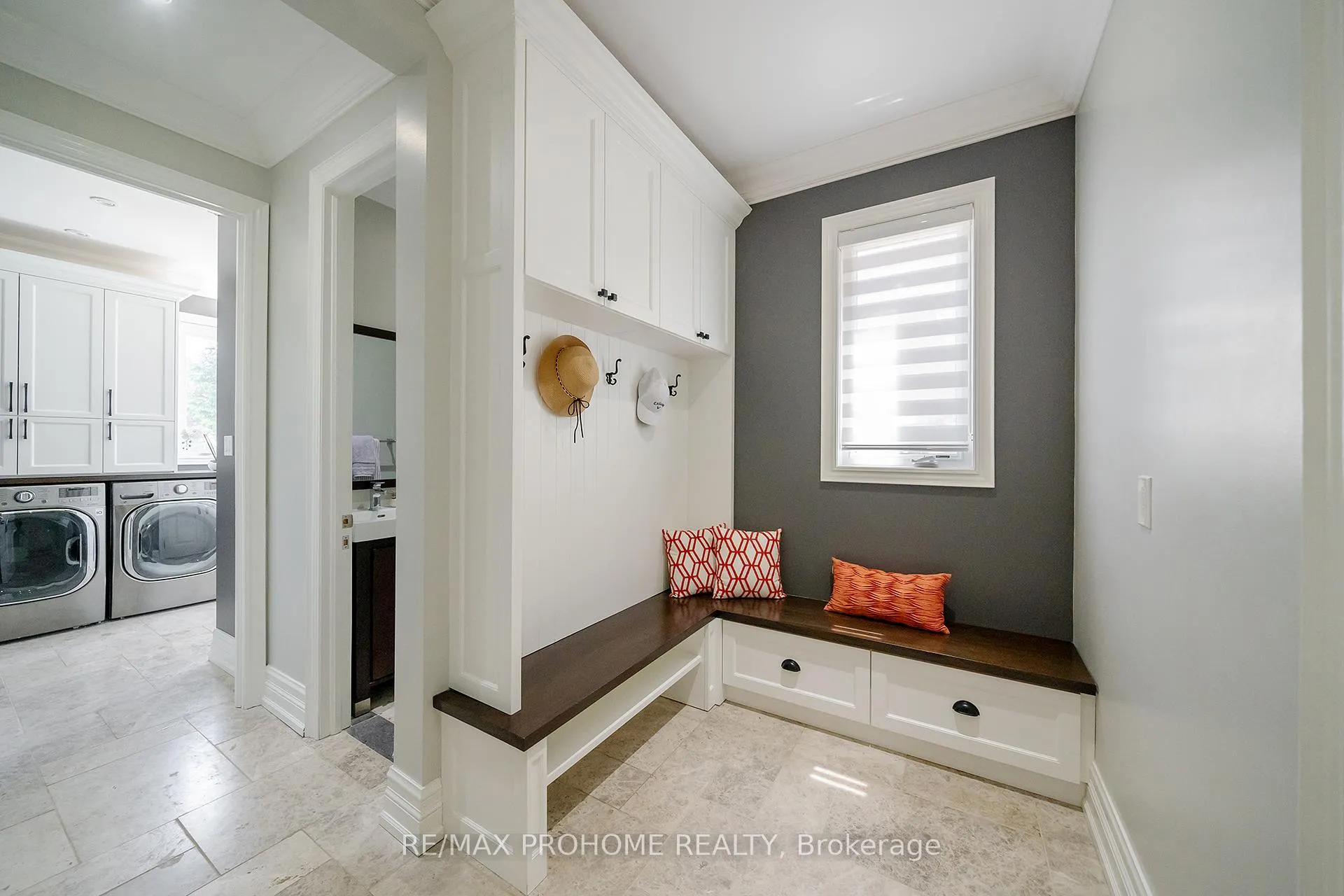 Photo 24 of 17 Fountainview Lane, Uxbridge, Rural Uxbridge — HOMEH